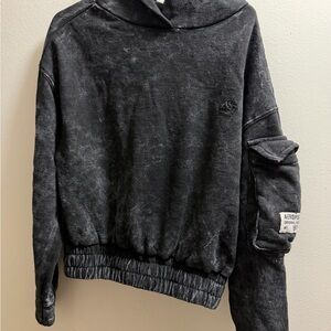 3 hoodies + shirt + joggers size Small /7/8